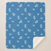 Trendy Eukalyptus-Blätter auf Französisch Blau Sherpadecke (Vorderseite)