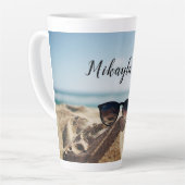 Trendy Eyeglasses auf einem optischen Strand Milchtasse (Linke Ecke)