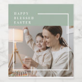 Trendy Family Foto | Grünes Glück gesegnete Ostern Weinetikett (Einzelnes Label)