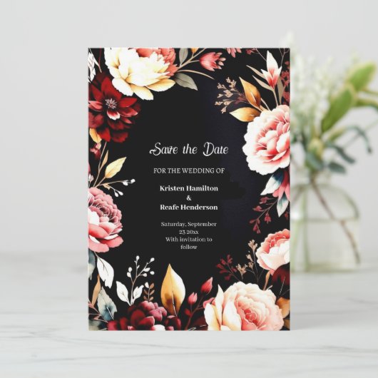 Trendy Floral Burgundy Save The Date (Stehend Vorderseite)