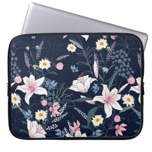 Trendy floral Muster in den vielen Blume. Laptopschutzhülle