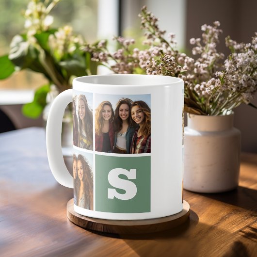 Trendy-FotoCollage mit grünem Monogramm Kaffeetasse