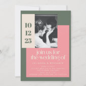 Trendy Geometric Pink and Green Foto Wedding Einladung (Vorderseite)