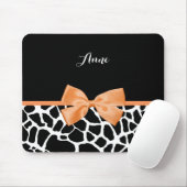 Trendy Giraffe Animal Print Orange Bow mit Namen Mousepad (Mit Mouse)