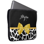 Trendy Giraffe Print Golden Yellow Bow mit Namen Laptopschutzhülle (Vorne Rechts)