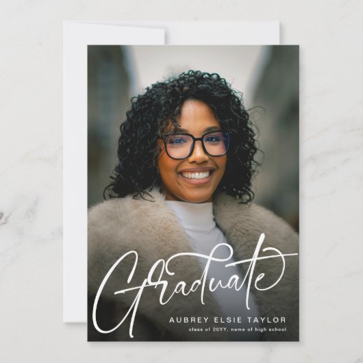Trendy Graduate Script Foto Abschluss Ankündigung (Vorderseite)