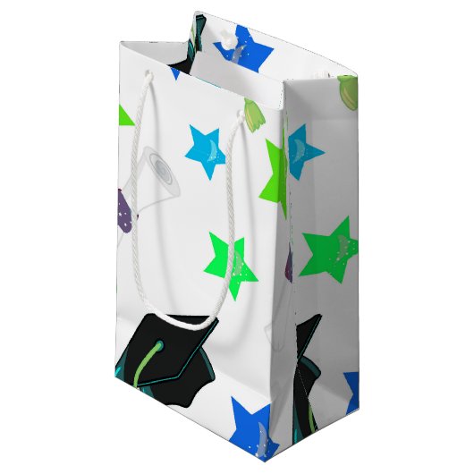 Trendy Graduation Cap and Stars Kleine Geschenktüte (Vorderseite Schrägansicht)