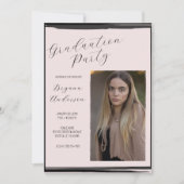 Trendy Graduation Party in Rosa und Schwarz Foto Einladung (Vorderseite)