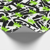 Trendy Graffiti Crown Pattern Green Black Geschenkpapier (Ecke)