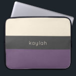 Trendy Grape Color Block Muster mit Name Laptopschutzhülle<br><div class="desc">Dieses trendige Farbgebälk kombiniert Trauben (lila),  dunkelgrau und sandigen Beige. Eine Textvorlage wird zur Personalisierung des Designs mit Ihrem Namen,  Monogramm-Initialen oder anderen gewünschten Text hinzugefügt. Dieses einfache minimalistische Design ist in verschiedenen Farbkombinationen erhältlich. Dieses Design schützt Ihren Laptop stilvoll.</div>
