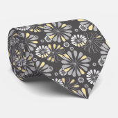 Trendy Gray and Yellow Floral Krawatte (Gerollt)