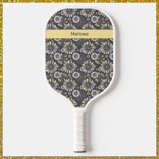 Trendy Gray and Yellow Floral Pickleball Schläger