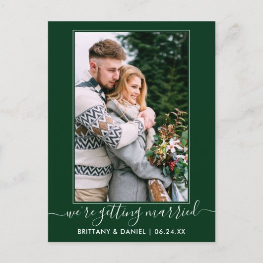 Trendy Green Getting Save the Date verheiratet Postkarte (Vorderseite)