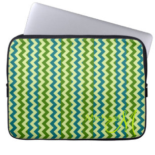 Trendy Green Zickzack Zigzag Custom Monogram Laptopschutzhülle