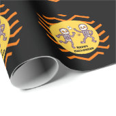 Trendy Halloween Spooky Skeletts Geschenkpapier (Rolleneckpunkt)
