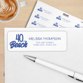 Trendy Hand Drawn Doodle 40 ist ein Strand Geburts