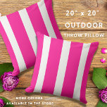 Trendy Hot Pink und White Cabana Streifen Kissen<br><div class="desc">Das angesagte,  rosa gestreifte Kopfkissen verleiht Ihrem Sommergartendekor Farbe und Stil.</div>