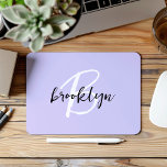 Trendy Lavender Schwarz-weiß Script Monogram Mousepad<br><div class="desc">Dieses elegante personalisierte Mauspad verfügt über ein Monogramm und einen Vornamen in modernem Schwarz-Weiß-Skript auf einem modischen Lavendelhintergrund.</div>