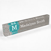 Trendy Leopard Druckmuster mit Aqua Monogram Namensplakette