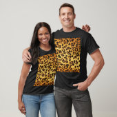 Trendy Leopard: Skin Design Pattern. T-Shirt (Unisex)