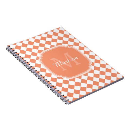 Trendy Light Orange Checkter Mit Monogramm Name Notizblock (Rechte Seite)