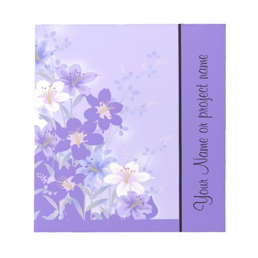Trendy Lila Floral Notebook Template Notizblock (Vorderseite)
