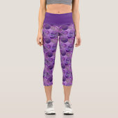 Trendy Lila Paisley Pattern Capri Leggings (Vorderseite)