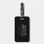 Trendy lila und schwarze Giraffe mit grünem Band Gepäckanhänger (Rückseite vertikal)