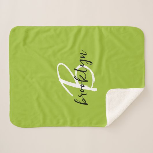 Trendy Lime Green Black and White Script Monogram Sherpadecke (Vorderseite (Horizontal))
