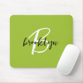 Trendy Lime Green Schwarz-weiß Script Monogram Mousepad (Mit Mouse)