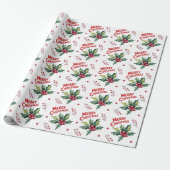 Trendy Merry Christmas Holly und Berries Pattern Geschenkpapier (Ungerollt)