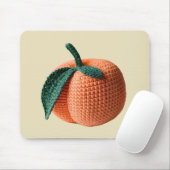 Trendy Minimal Modern Amigurumi Crochet Peach Mousepad (Mit Mouse)