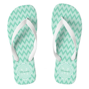 Trendy Mint Green Zickzack Zigzag Name und Monogra Badesandalen