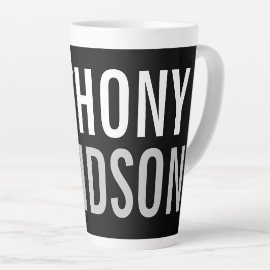Trendy Modern Black Bold Text Milchtasse (Rechte Ecke)