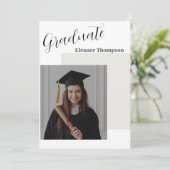 Trendy Modern Lässig Foto Abschluss Einladung (Stehend Vorderseite)