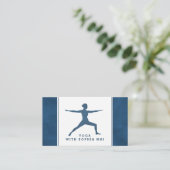 Trendy Modern Navy Blue Yoga Instructor Visitenkarte (Stehend Vorderseite)