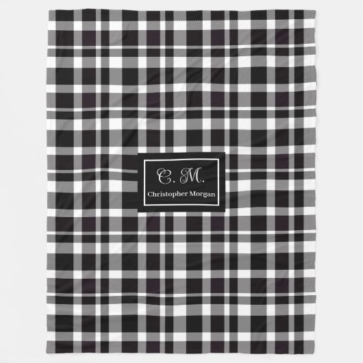 Trendy Modern Plaid in Grey Hues Monogram Throw Fleecedecke (Vorderseite)