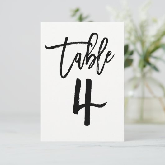 Trendy Modern Script Tischnummer 4 (Stehend Vorderseite)