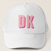 Trendy Monogram Initial Bachelorette White Pink Truckerkappe (Vorderseite)