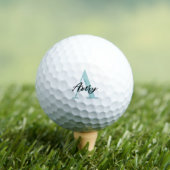 Trendy Monogram mit Skriptname Overlay Golfball (Insitu T-Shirt)