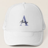 Trendy Monogram mit Skriptname Overlay Truckerkappe (Vorderseite)