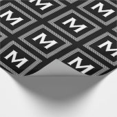 Trendy Monogram mit Streifen schwarz und weiß A09 Geschenkpapier (Ecke)