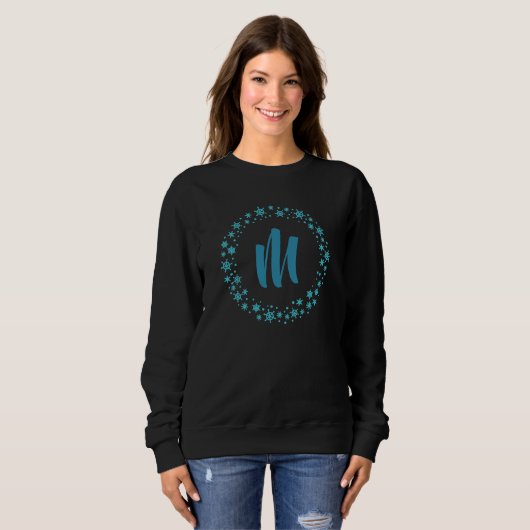 Trendy Monogram Snowflake Sweatshirt (Vorne ganz)
