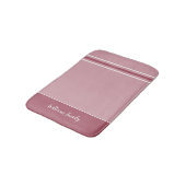 Trendy Mute Pink - Streifen Bath Mat Badematte (Schrägansicht)