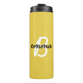 Trendy Name | Senf Yellow Modern Initial Thermosbecher (Vorderseite)