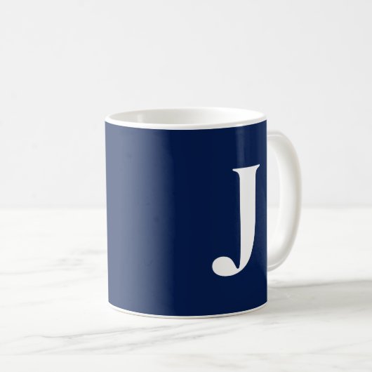 Trendy Navy Blue C41 White Initial Monogram Custom Kaffeetasse (VorderseiteRechts)