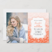 Trendy Orange Streifen Blumenrahmen Foto Geburtsta Einladung (Vorderseite)