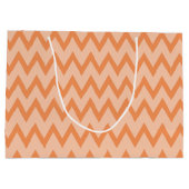 Trendy Orange Zickzack Zigzag Name und Monogram Große Geschenktüte (Rückseite)