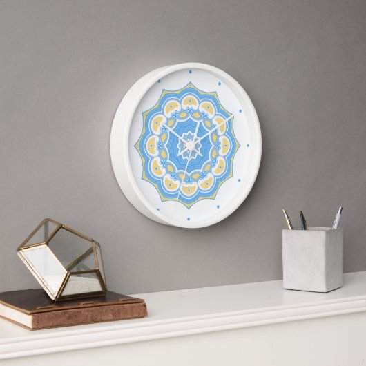 Trendy Pale Blue and Yellow Abstract Mandala Uhr (Büro)
