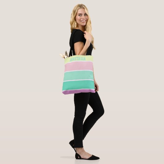 Trendy Pastel Stripes Personalized Tasche (Am Model)